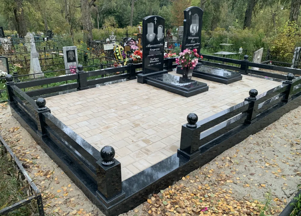 Мемориальные комплексы